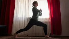 7 schnelle Stehübungen für Menschen ab 45, die effektiver sind als ein einstündiges Training