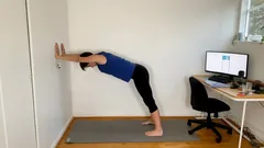 Schnelle Übungen für einen steifen Rücken: In fünf Minuten auflockern