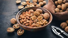 Welche Nüsse sind gesünder – Mandeln oder Baumnüsse: Auf diese Frage gibt es eine klare Antwort